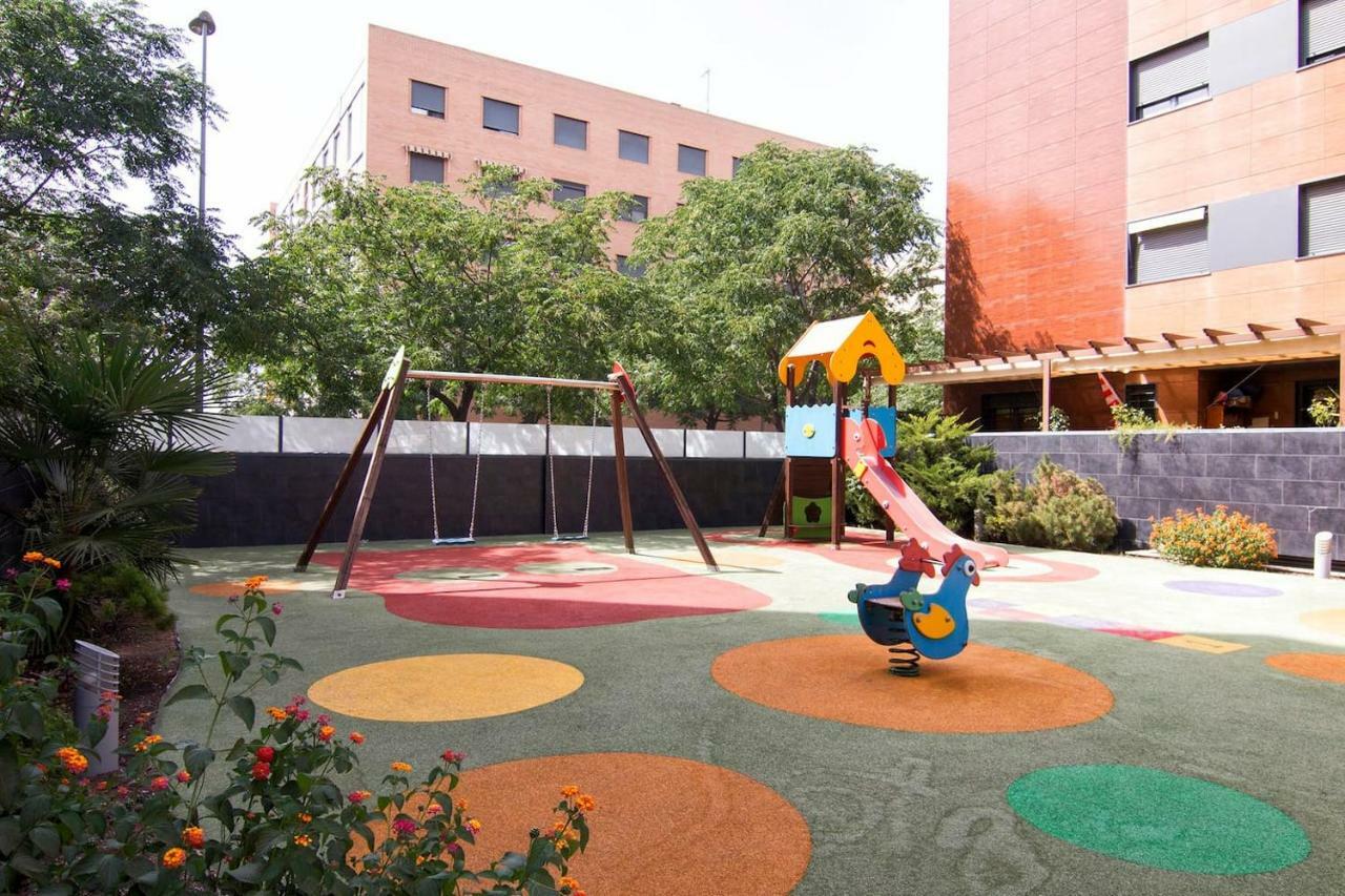 Apartamento Forum-Ciencias Con Piscina, Gym & Parking Granada Exterior photo