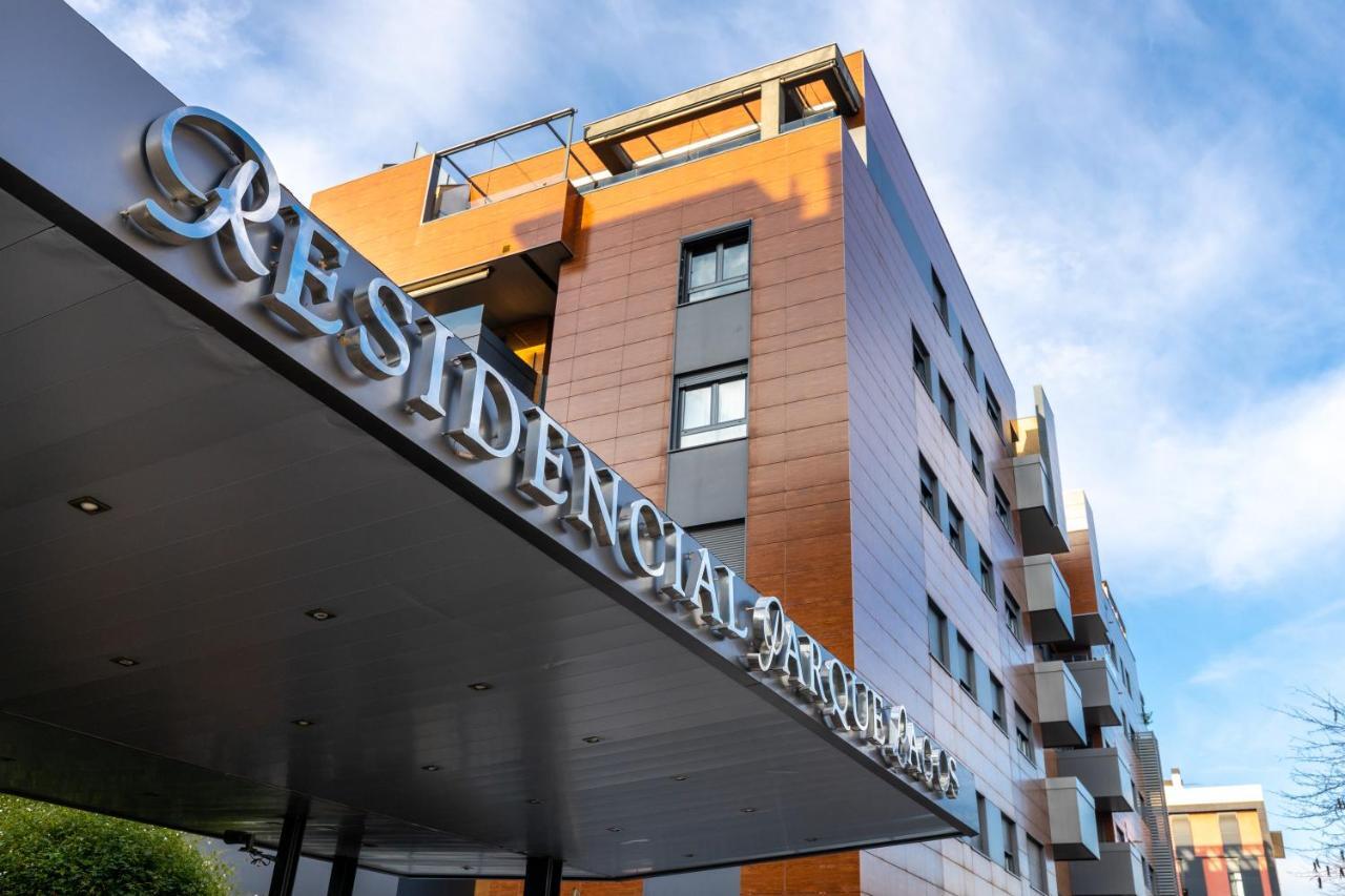 Apartamento Forum-Ciencias Con Piscina, Gym & Parking Granada Exterior photo